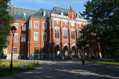 collegium-medium-jagiellonian-university-building